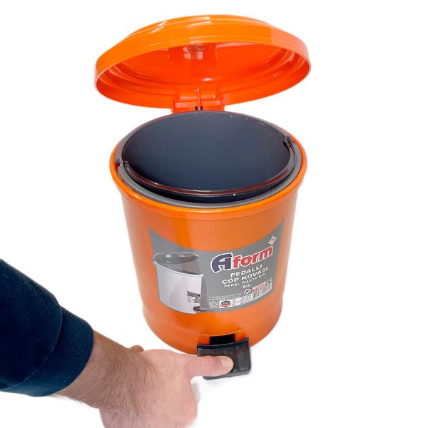 Пластиковое ведро для мусора с педалью на 6Л, оранжевое BL-100006051 фото